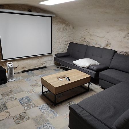 Maison 2 Chambres 100M Du Theatre Antique Avec Salle Cinema Orange  Exterior foto